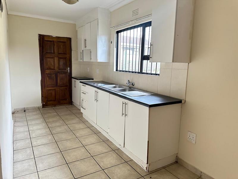 4 Bedroom Property for Sale in Mthata Eastern Cape